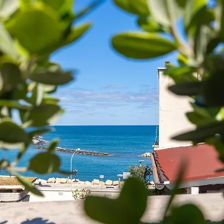 Corsioli Terrazza Sul Mare - Affitti Brevi Italia *